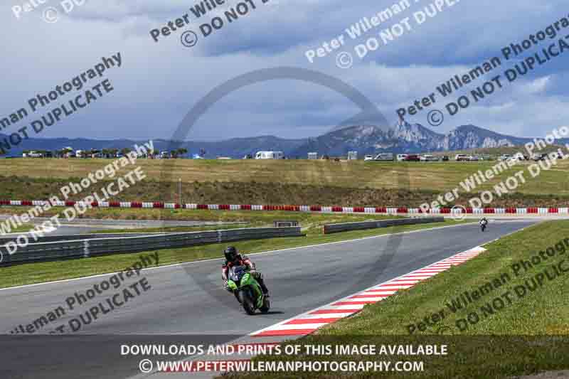 cadwell no limits trackday;cadwell park;cadwell park photographs;cadwell trackday photographs;enduro digital images;event digital images;eventdigitalimages;navarra;no limits trackdays;peter wileman photography;racing digital images;trackday digital images;trackday photos